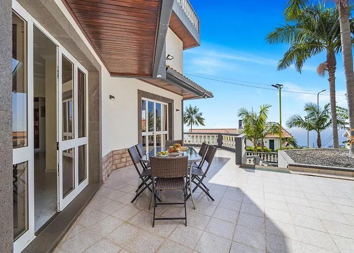 Cumbres Funchal (Madeira)